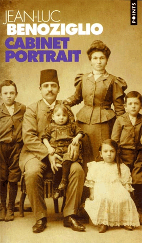 Cabinet portrait