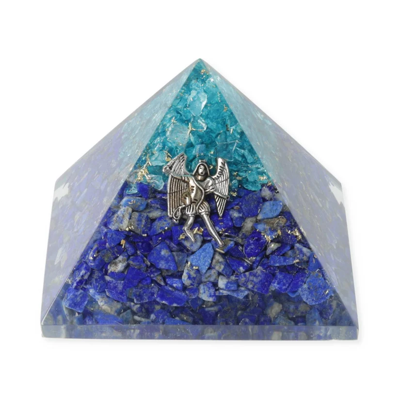 Pyramide d’orgonite lapis-lazuli et aigue-marine avec ange Michel