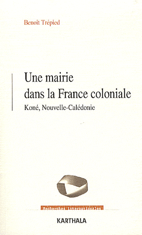Une mairie dans la France coloniale