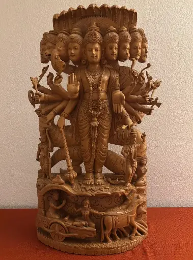 Vishnu / Krishna en bois de cèdre (34 x 68 cm)